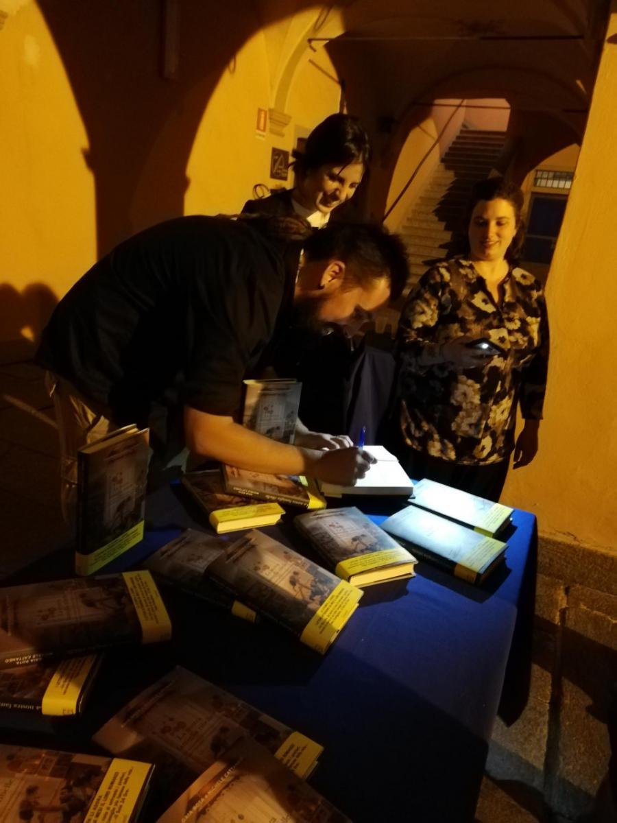 Incontro con l'autore - "La nostra famiglia ribelle - Latendainsalotto"