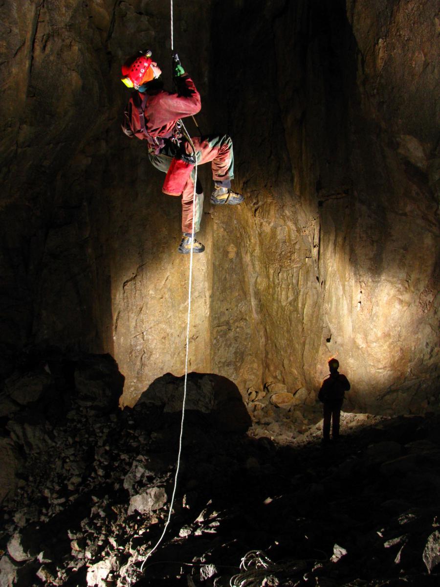 Grignone - Speleologi al lavoro